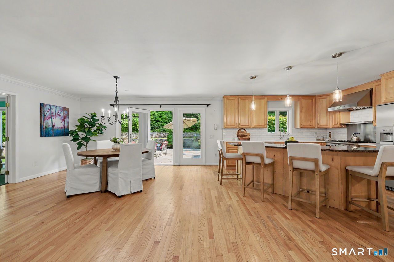 28 Goodridge Road Redding, CT 06896 - Photo 8 of 40