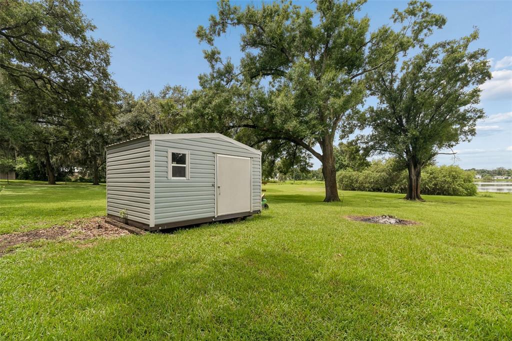 1904 Capri Road Valrico, FL 33594 - Photo 60 of 70 Gallery Image 60