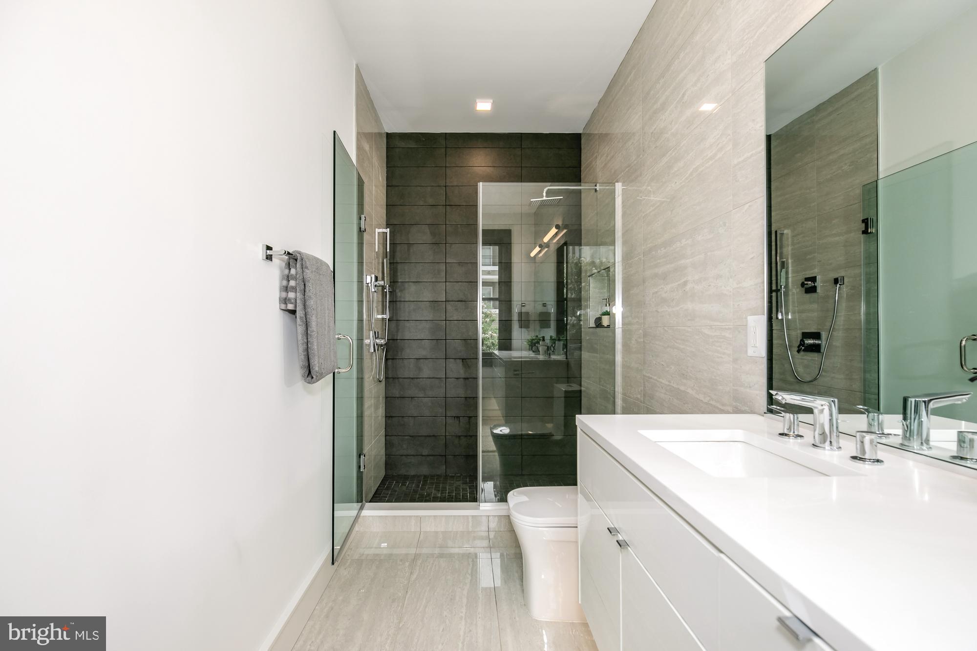 1015 O Street Northwest Washington, DC 20001 - Photo 19 of 31