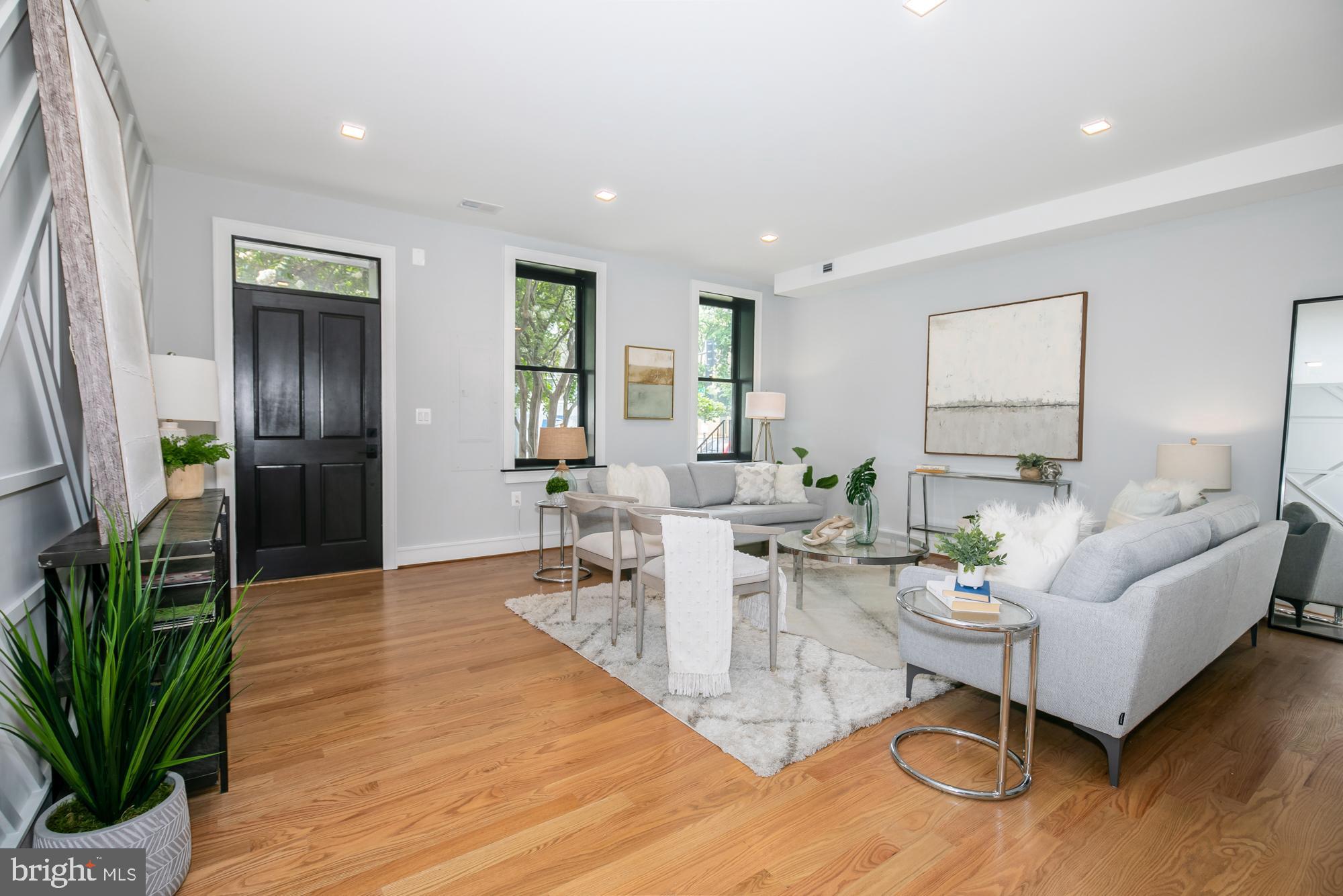 1015 O Street Northwest Washington, DC 20001 - Photo 3 of 31