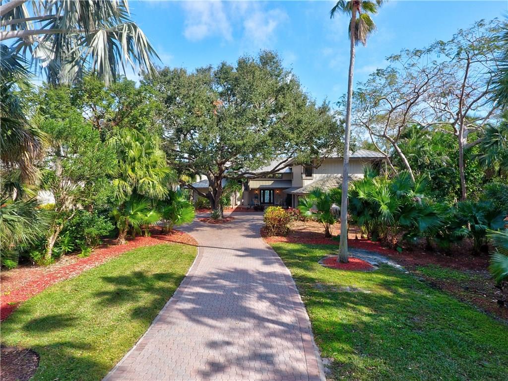 4 Perriwinkle Circle Stuart, FL 34996 - Photo 4 of 73 Gallery Image 4