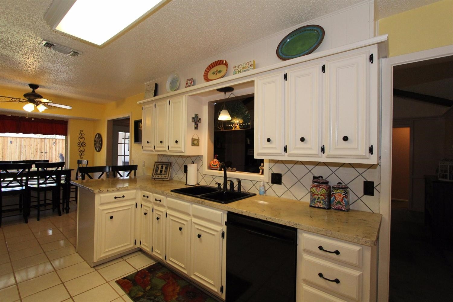 8003 Raleigh Avenue Lubbock, TX 79424 - Photo 9 of 10 Add'l Kitchen View