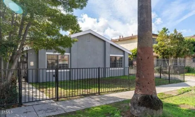 $3,600 | 532 East 97th Street, Unit 3, Inglewood, CA 90301