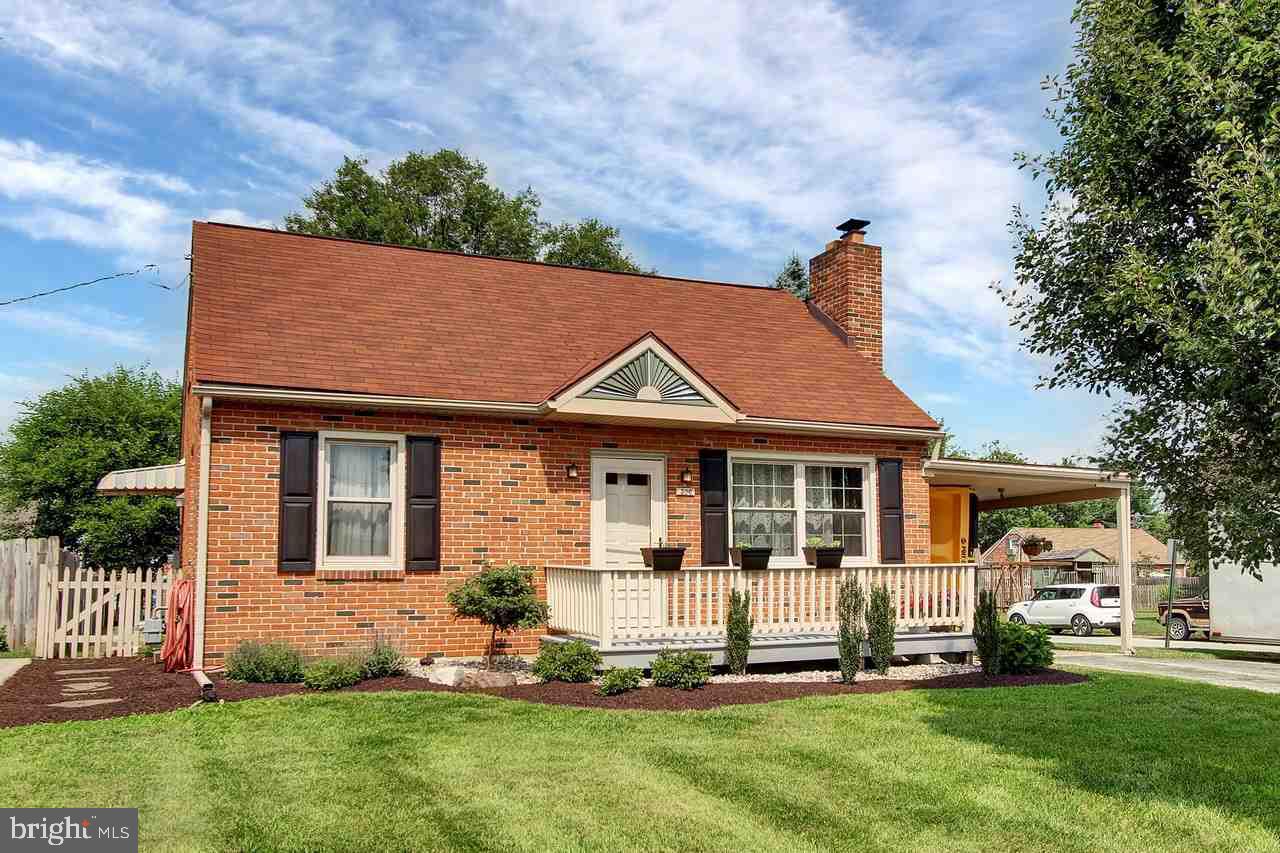 300 Edgewood Road York, PA 17402 - Photo 1 of 25 Gallery Image 1