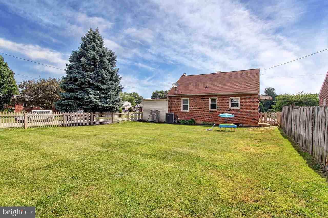 300 Edgewood Road York, PA 17402 - Photo 20 of 25 Gallery Image 20