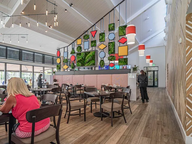 $825,000 | 13708 Whispering Lakes Lane, Palm Beach Gardens, FL 33418