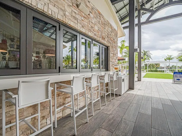 $825,000 | 13708 Whispering Lakes Lane, Palm Beach Gardens, FL 33418