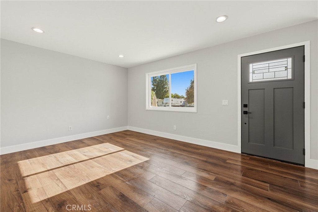 1436 Moreno Drive Simi Valley, CA 93063 - Photo 14 of 16