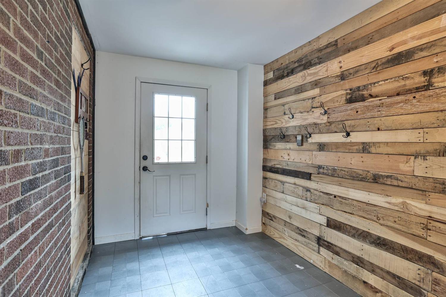 2395 Springdale Road Cincinnati, OH 45231 - Photo 36 of 50 Gallery Image 36