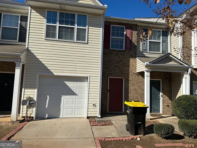 $1,650 | 6130 Capitol Knoll, Fairburn, GA 30213