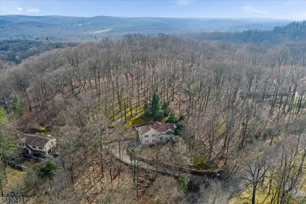 $830,000 | 24 Lord William Penn Drive, Morristown, NJ 07960