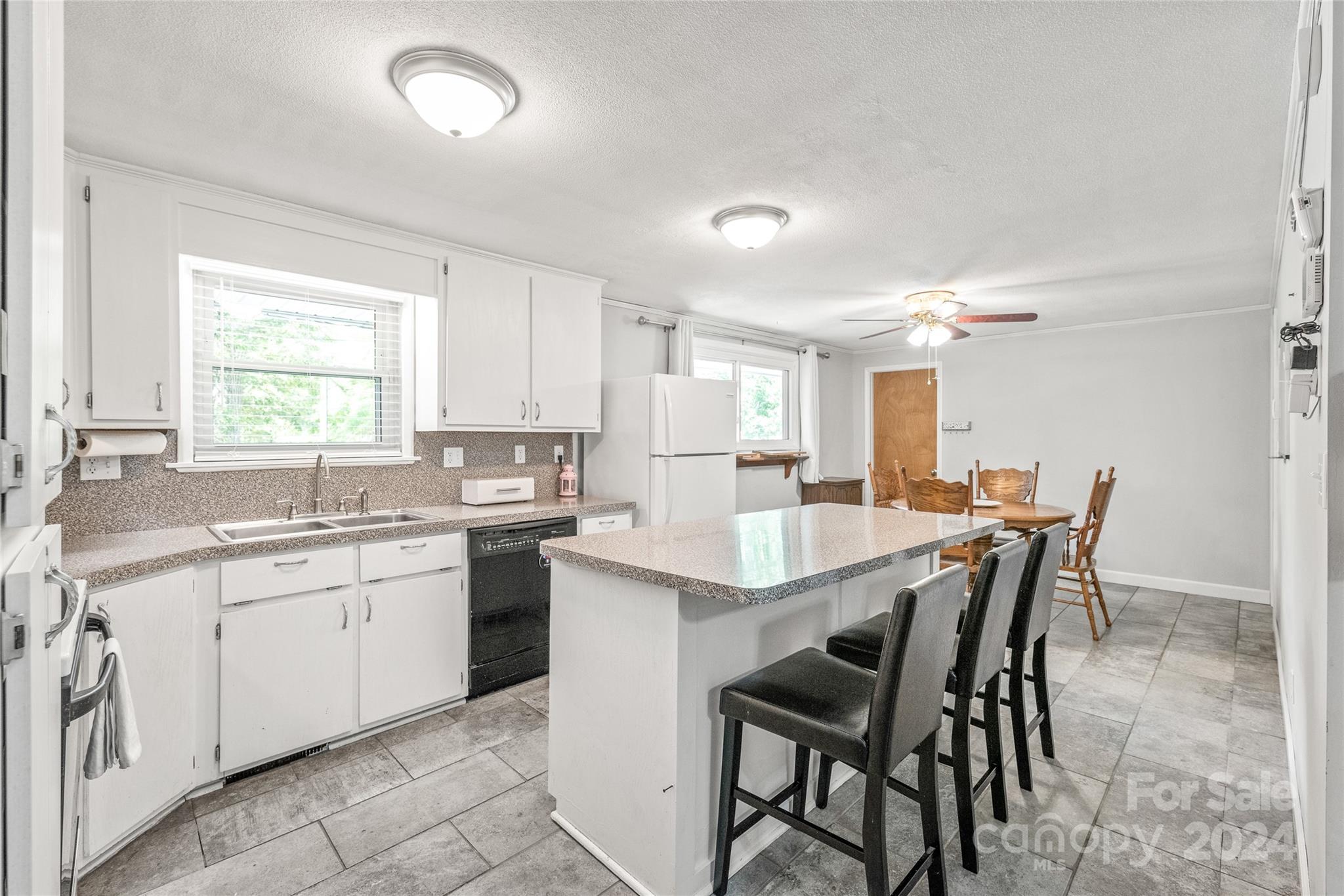 381 Park Road Albemarle, NC 28001 - Photo 6 of 22 Gallery Image 6