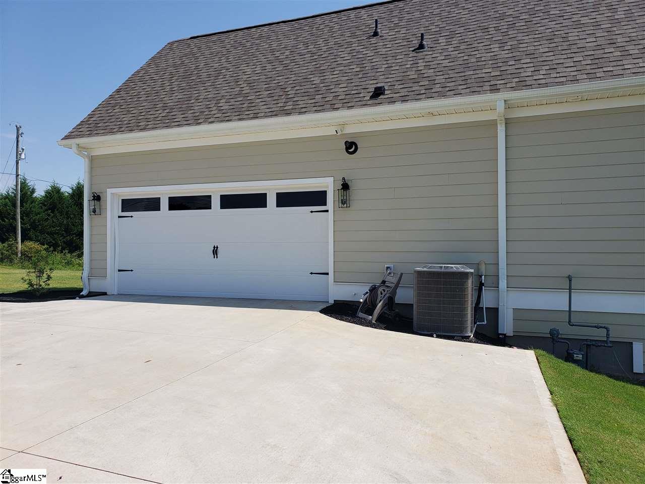 3435 O'neal Church Road Greer, SC 29651 - Photo 4 of 36 Gallery Image 4