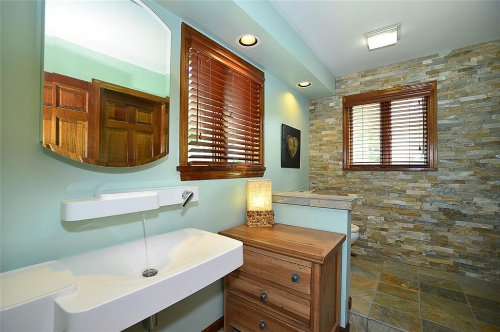 1009 Old Washington Road Canonsburg, PA 15317 - Photo 14 of 24 Gallery Image 14