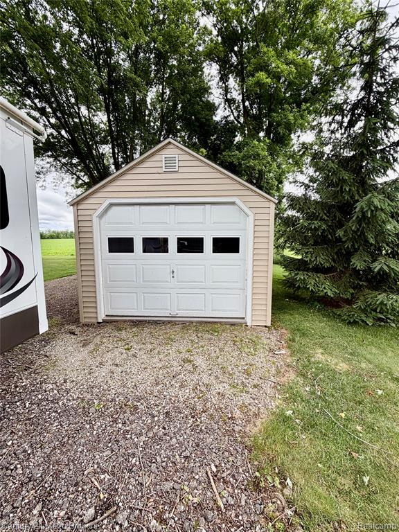 3259 North Seymour Road Flushing, MI 48433 - Photo 12 of 48