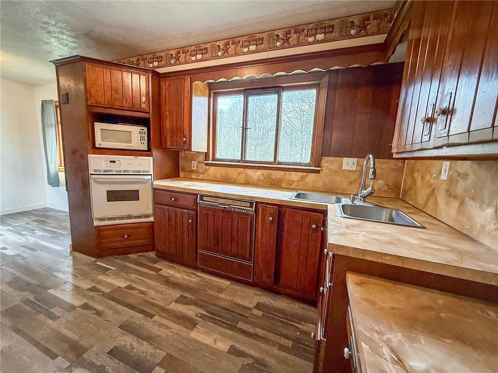 102 Randy Drive Butler, PA 16002 - Photo 13 of 42