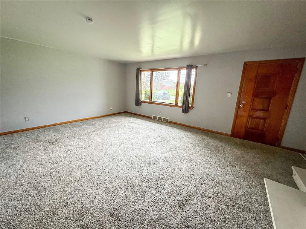 102 Randy Drive Butler, PA 16002 - Photo 3 of 42