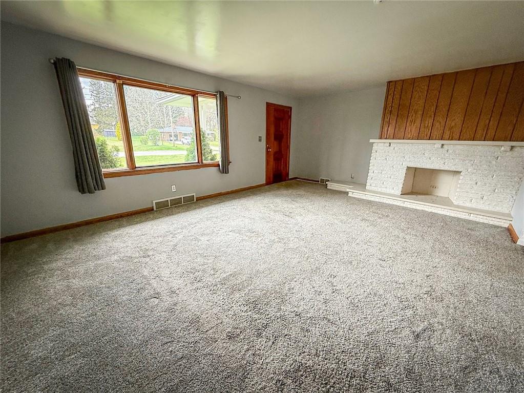 102 Randy Drive Butler, PA 16002 - Photo 5 of 42