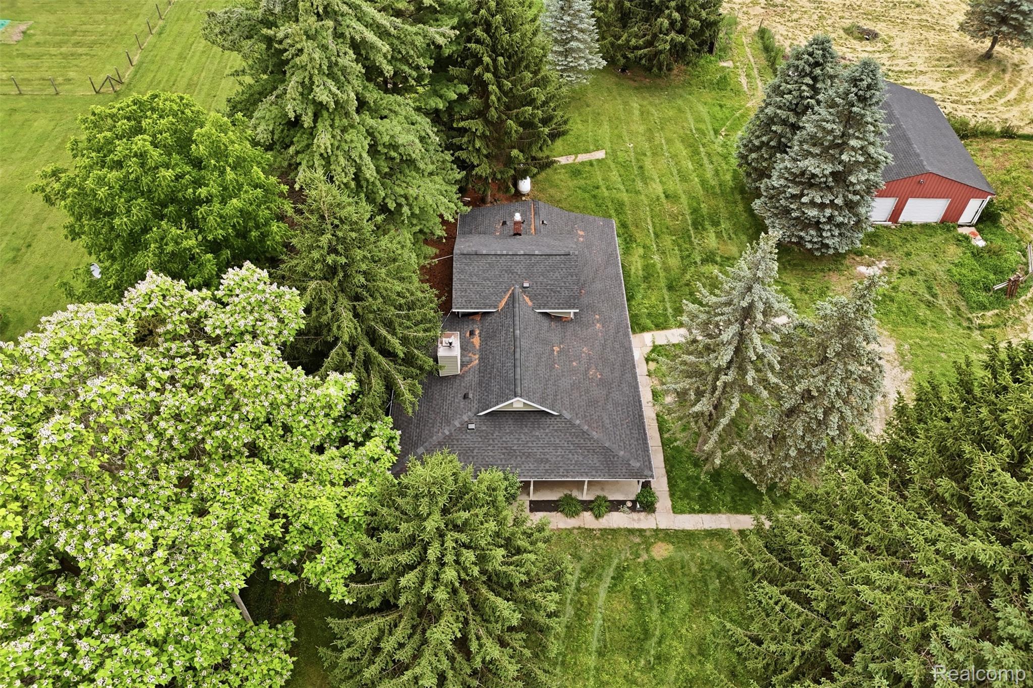 8573 West Lovejoy Road Byron, MI 48418 - Photo 33 of 41 8573 W Lovejoy Rd