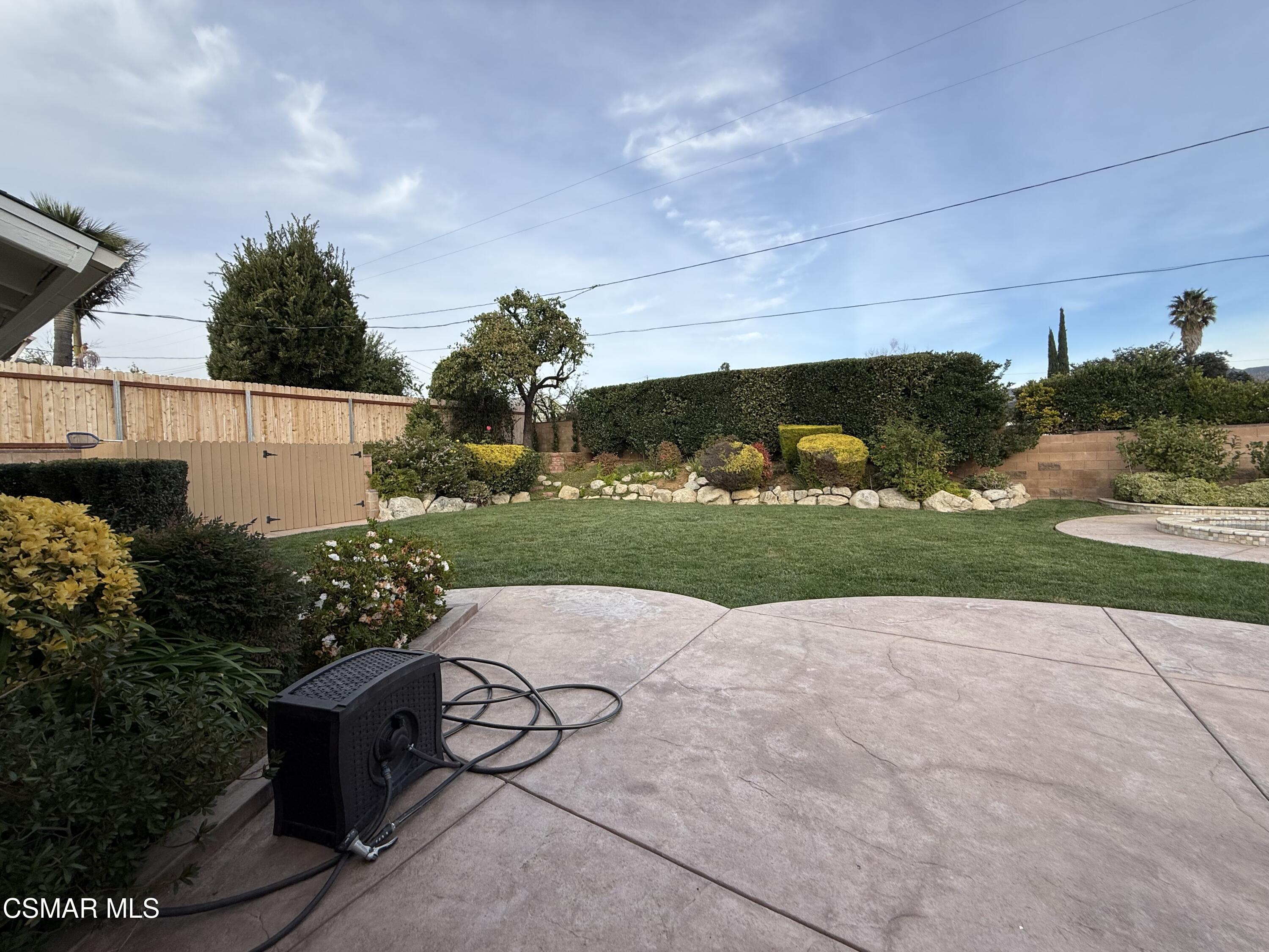 3446 Travis Avenue Simi Valley, CA 93063 - Photo 33 of 36 a view of a garden with potted plants