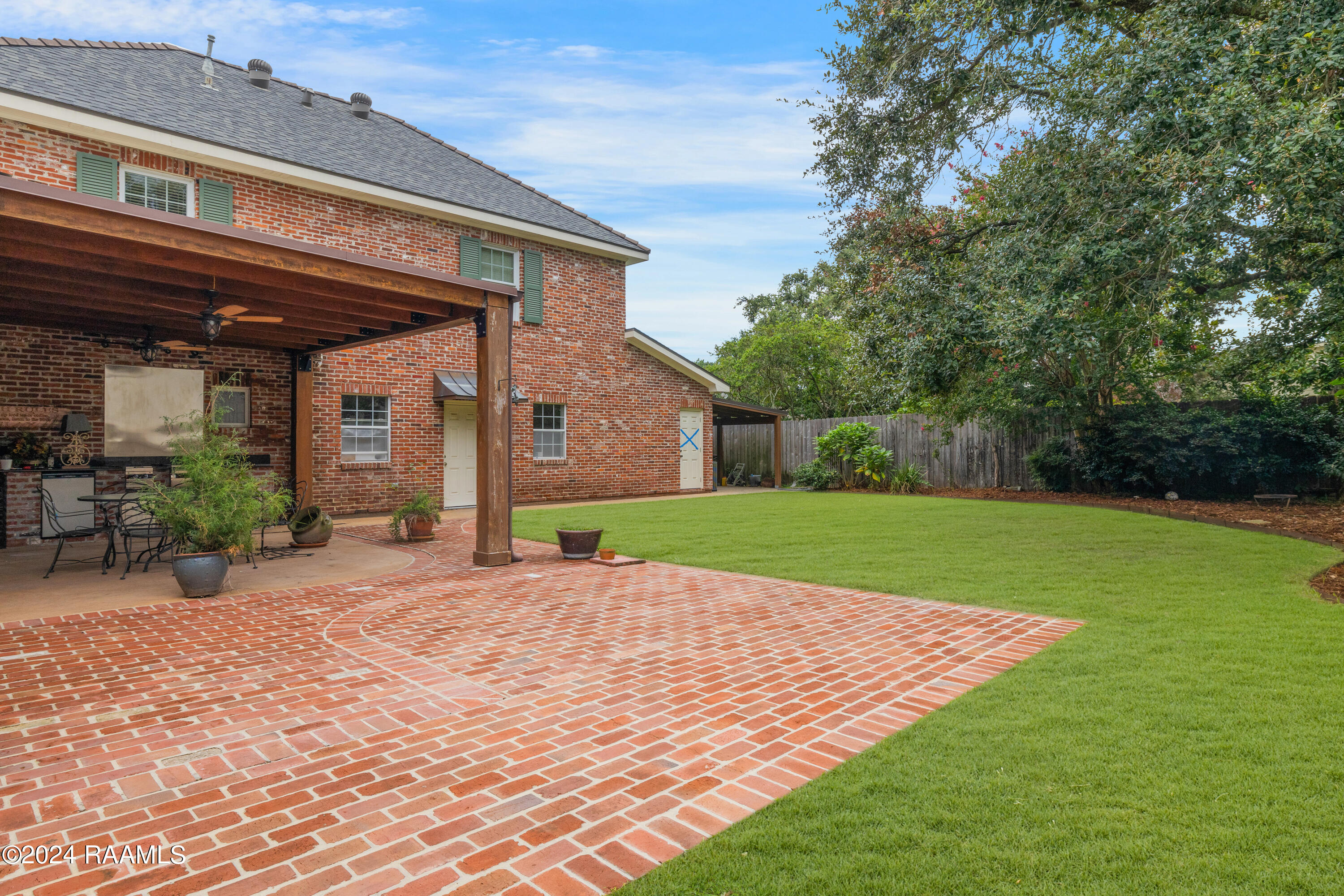 631 Greenbriar Road Lafayette, LA 70503 - Photo 23 of 23 631 Greenbriar-23