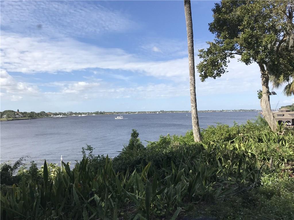 16 Mandalay Road Stuart, FL 34996 - Photo 6 of 13