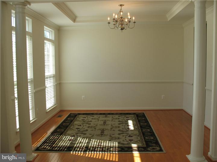308 Cochrane Road Perkasie, PA 18944 - Photo 7 of 25 Living Room