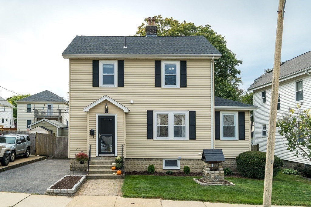 222 Maple Street Boston, MA 02132 - Photo 2 of 39 Gallery Image 2