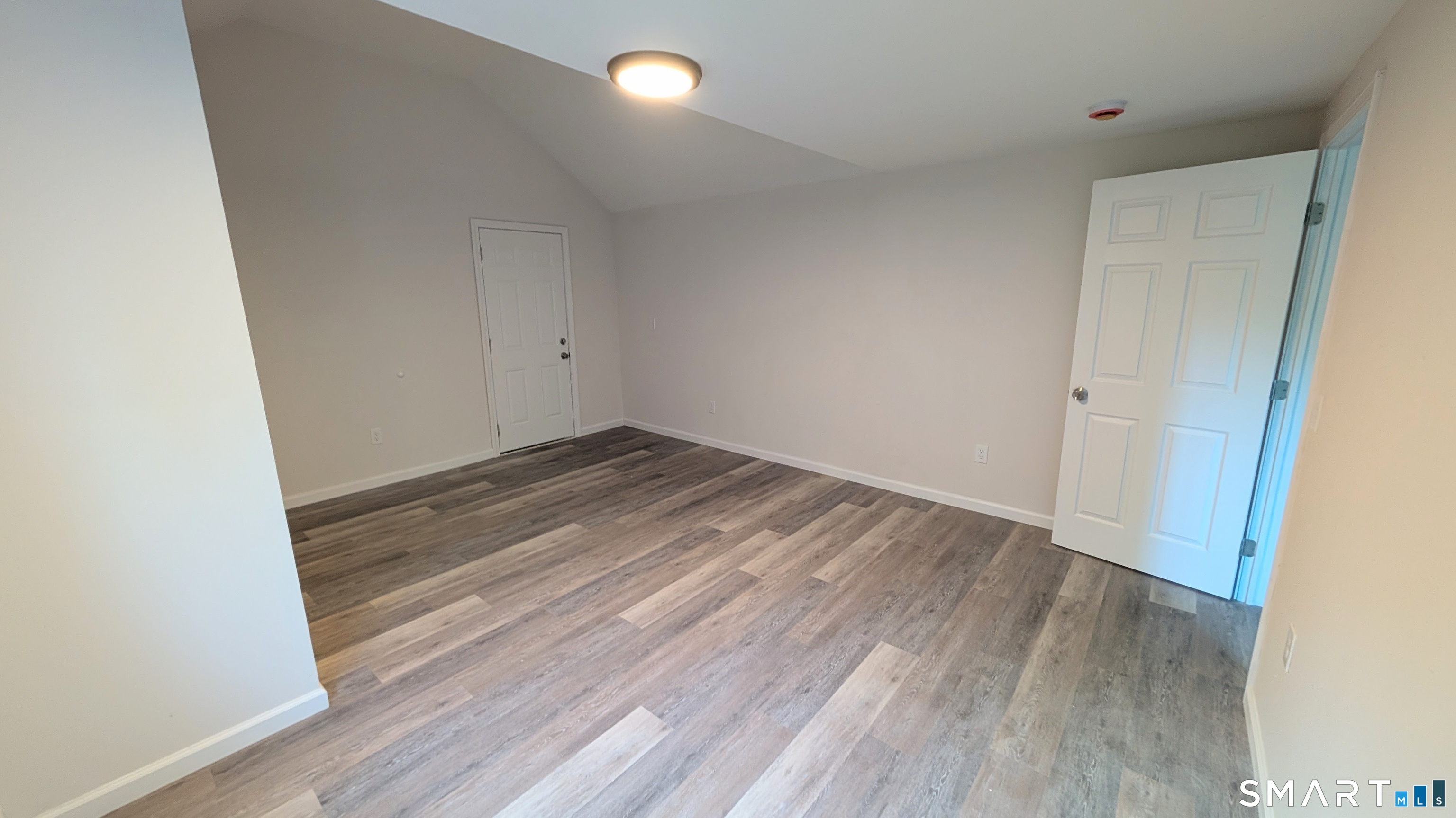 21 Rondy Lane East Hartford, CT 06108 - Photo 13 of 28