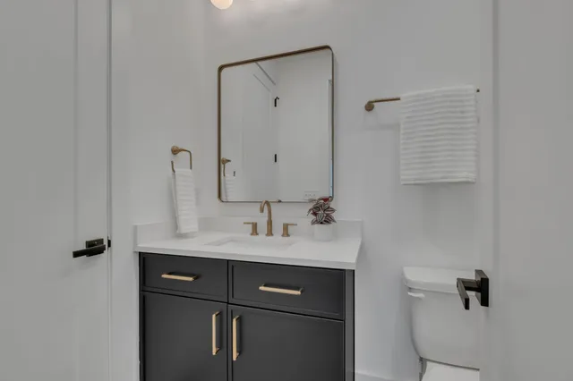 $484,900 | 2915 B Morningside Drive, Nashville, TN 37207