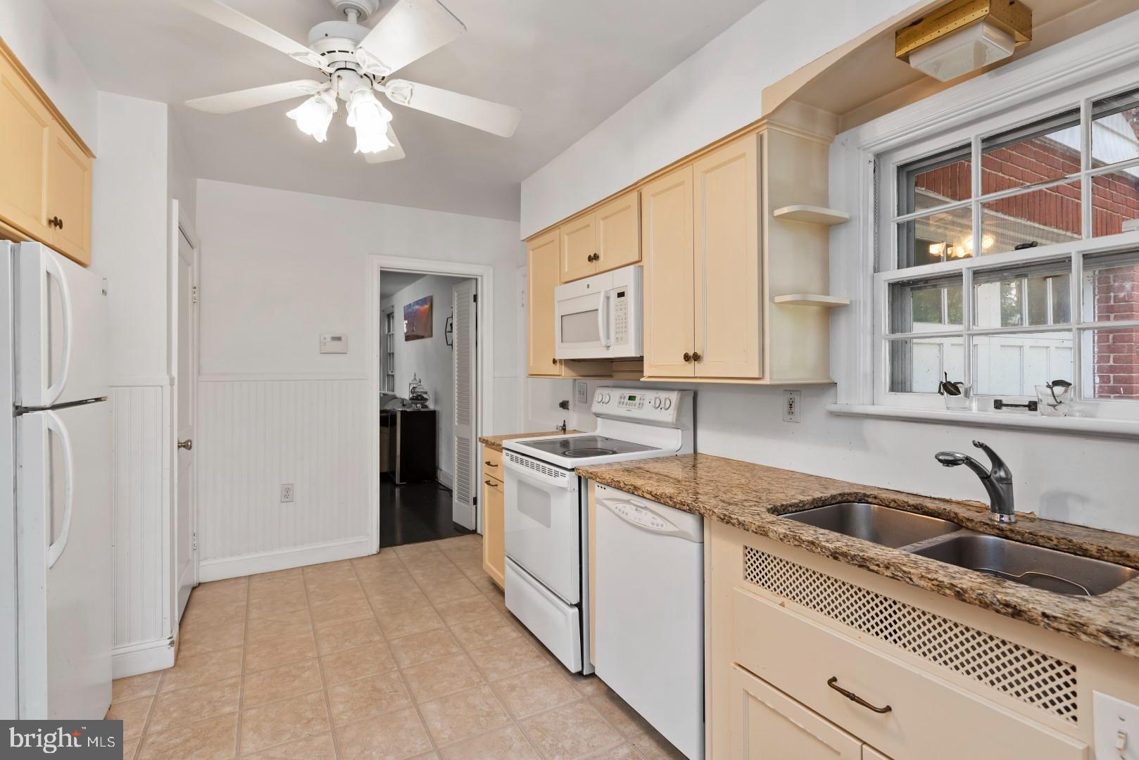 2302 Rudy Road Harrisburg, PA 17104 - Photo 12 of 32 Gallery Image 12