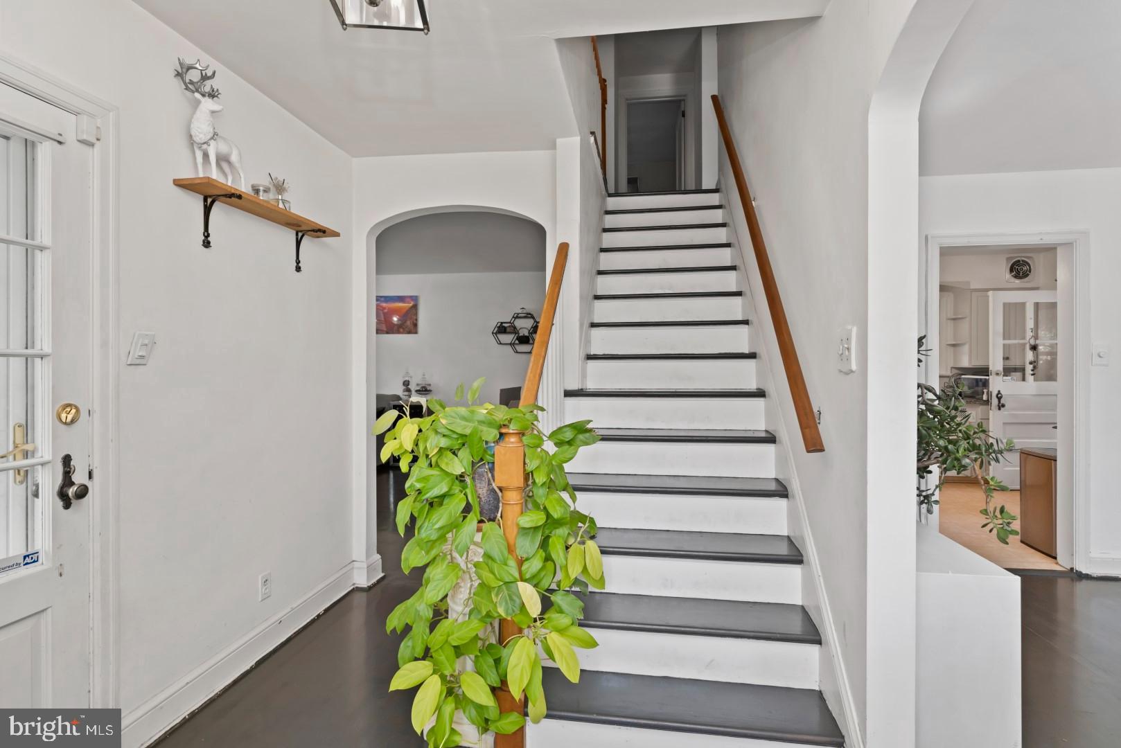 2302 Rudy Road Harrisburg, PA 17104 - Photo 6 of 32 Gallery Image 6