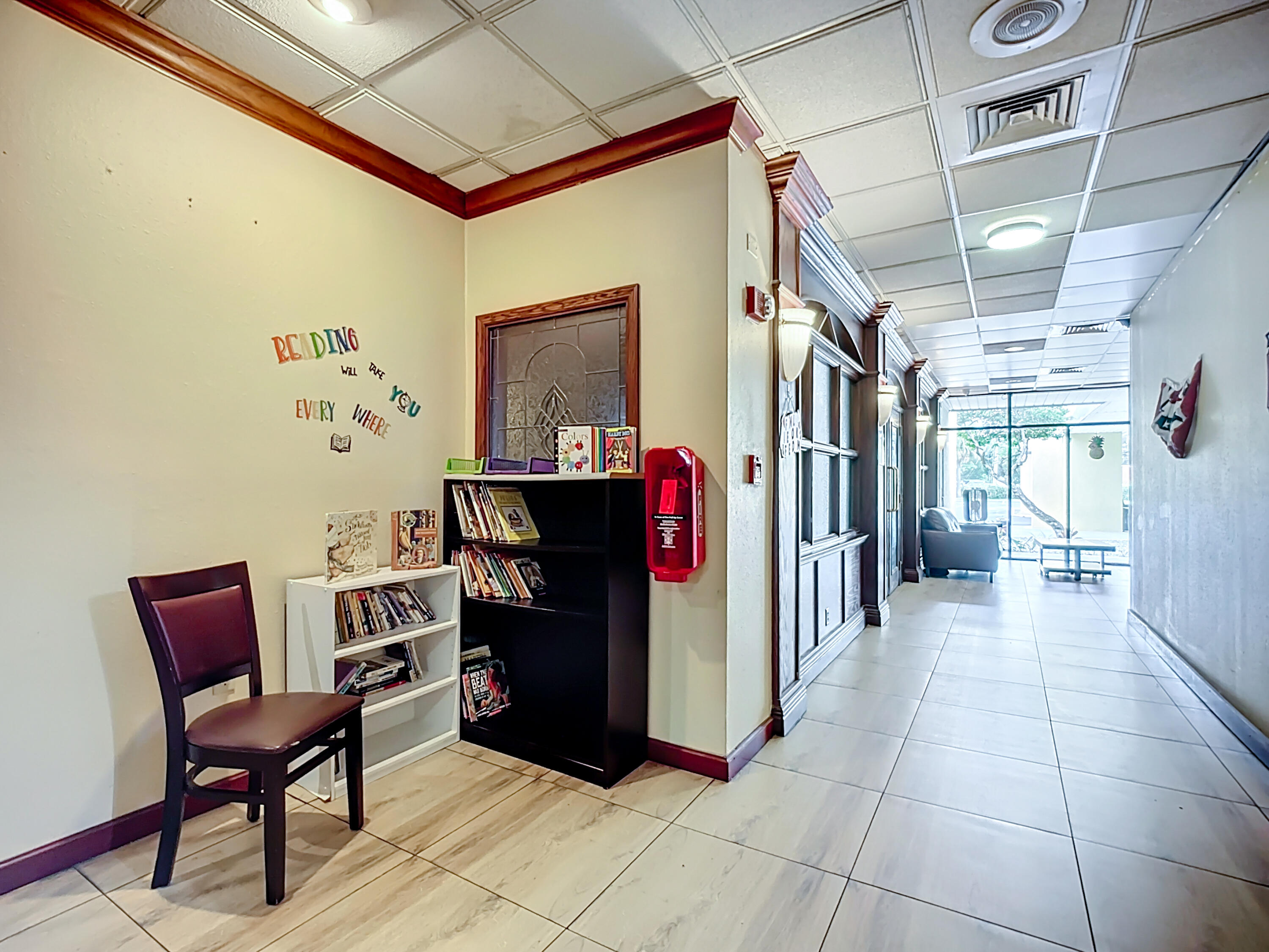 910 Suemac Road Jacksonville, FL 32254 - Photo 13 of 32 a view of a hallway with seating area