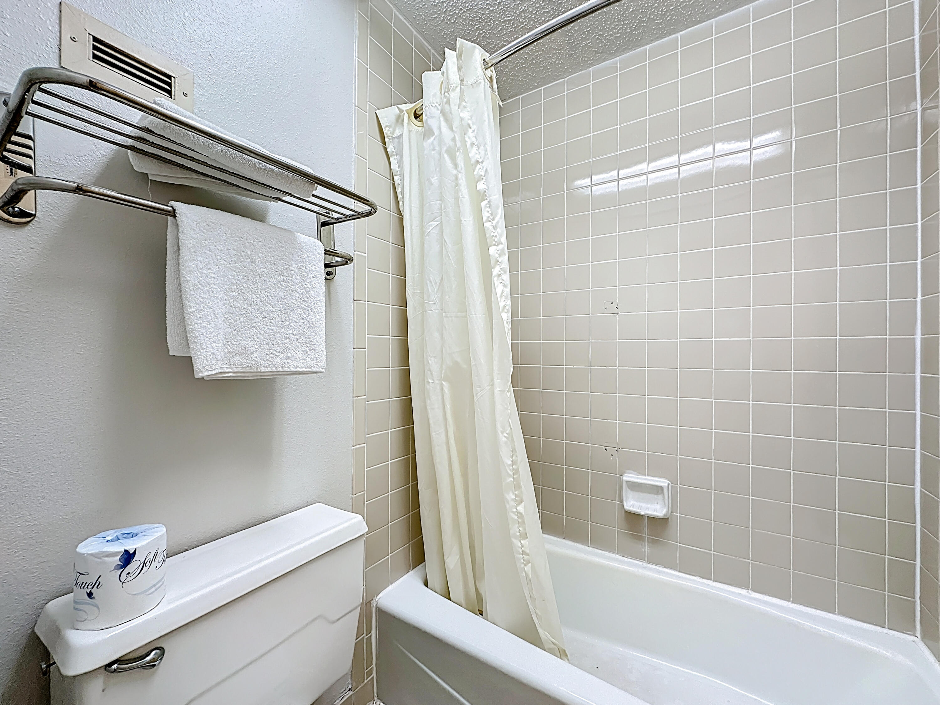 910 Suemac Road Jacksonville, FL 32254 - Photo 26 of 32 a bathroom with a sink a toilet and shower