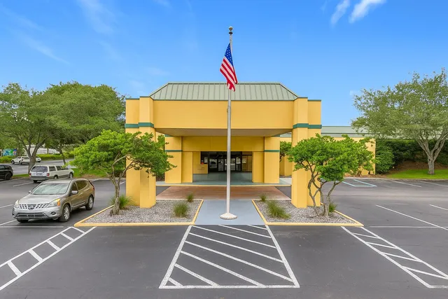 $875 | 910 Suemac Road, Jacksonville, FL 32254