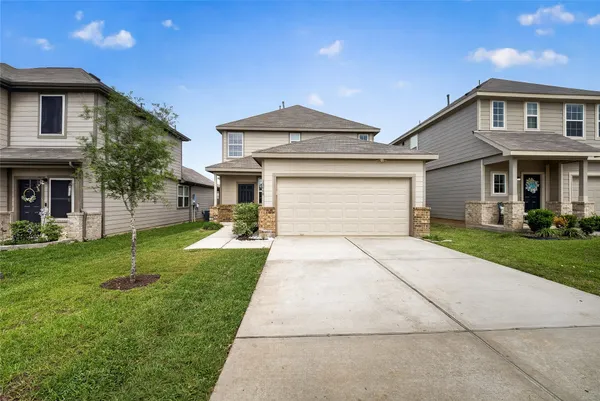 $1,800 | 13640 Collier Park Lane, Willis, TX 77378