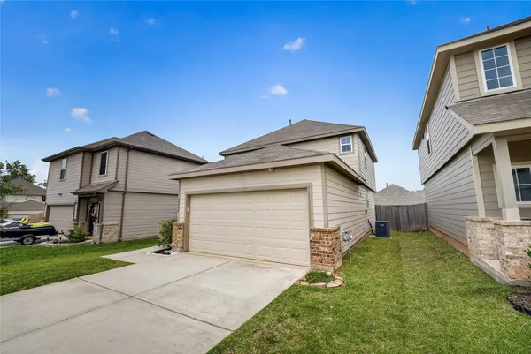 $1,800 | 13640 Collier Park Lane, Willis, TX 77378