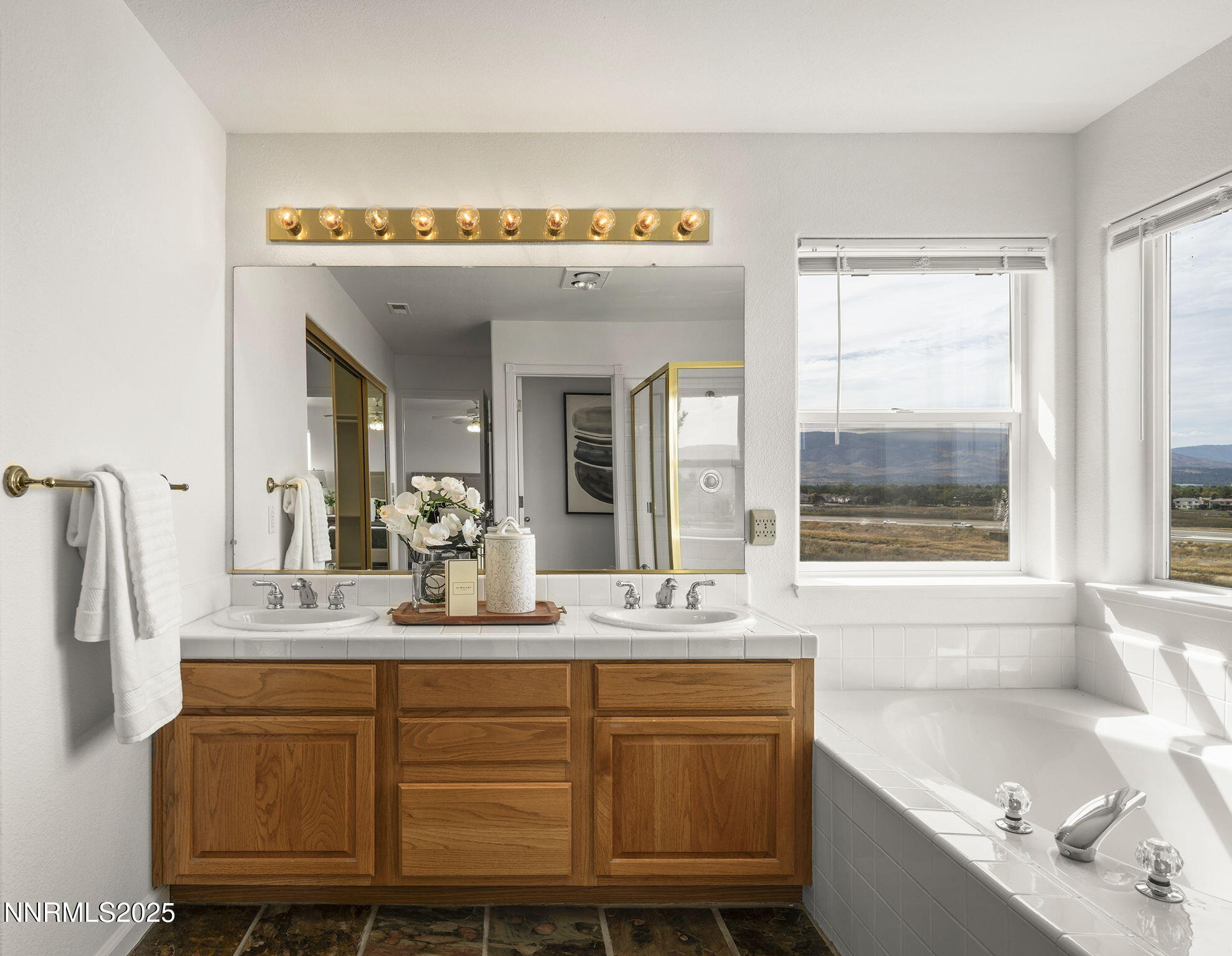 5409 Greenview Court Reno, NV 89502 - Photo 19 of 50 25-web-or-mls-_DSC9425