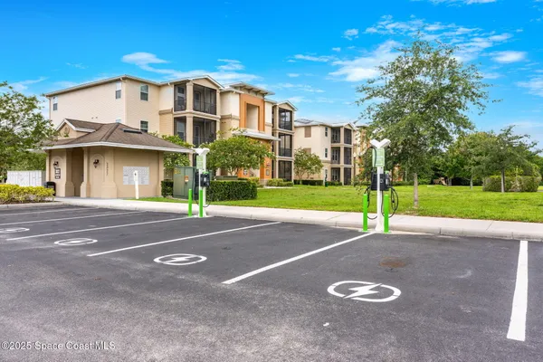 $250,000 | 1576 Peregrine Circle, Unit 109, Rockledge, FL 32955