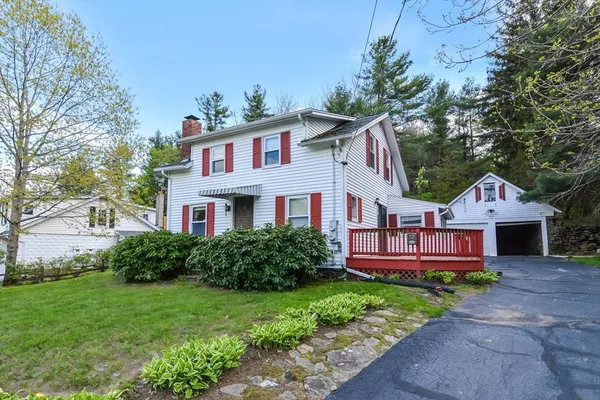 $340,000 | 727 Pleasant Street, Paxton, MA 01612