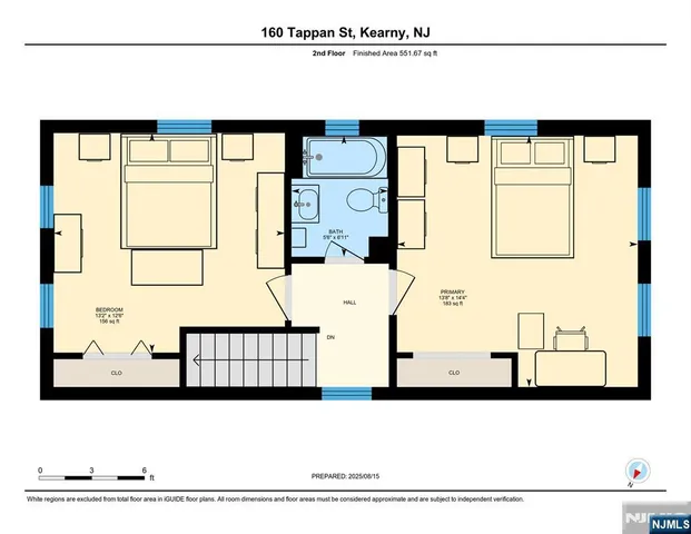 a picture of a black and white photo