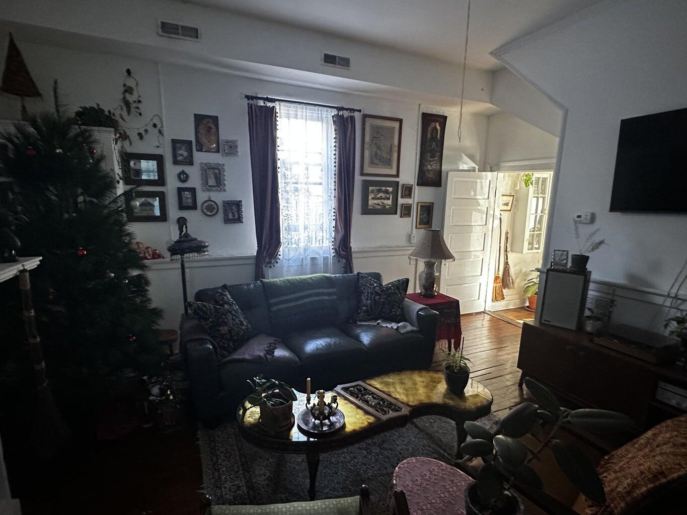 197 Spring Street Charleston, SC 29403 - Photo 15 of 28 20231211040415039159000000-o