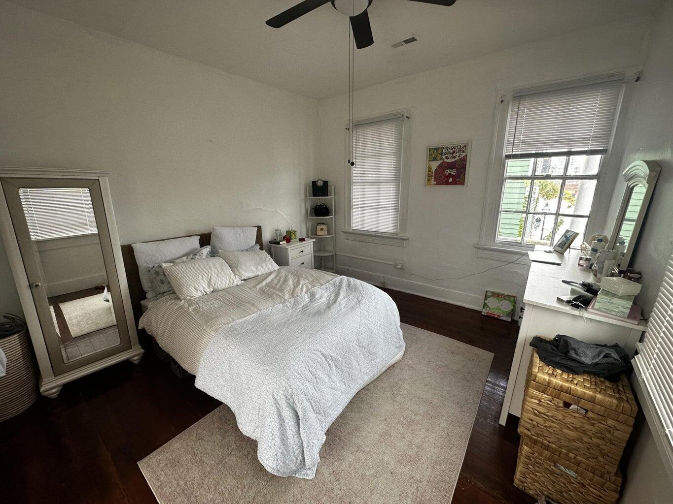 197 Spring Street Charleston, SC 29403 - Photo 10 of 28 20231204210703890849000000-o