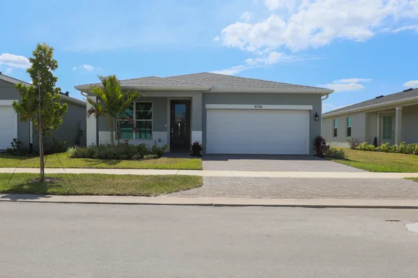 $3,200 | 9714 Southwest Indra Way, Port St. Lucie, FL 34987