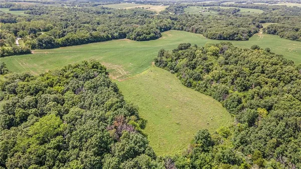 $875,868 | 104-ac Northwest 104-ac Nw Graves Road, Gower, MO 64454