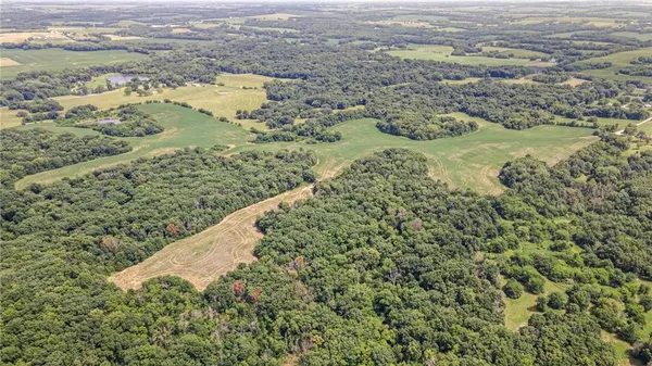 $875,868 | 104-ac Northwest 104-ac Nw Graves Road, Gower, MO 64454