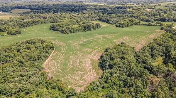 $875,868 | 104-ac Northwest 104-ac Nw Graves Road, Gower, MO 64454