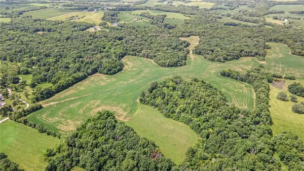 $875,868 | 104-ac Northwest 104-ac Nw Graves Road, Gower, MO 64454