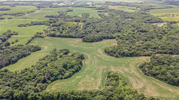 $875,868 | 104-ac Northwest 104-ac Nw Graves Road, Gower, MO 64454