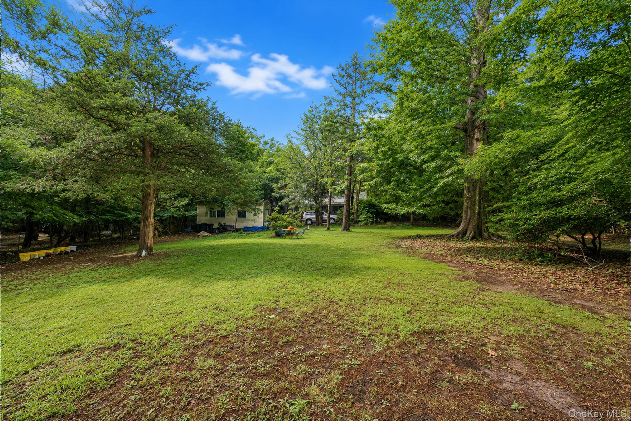 59 Dyke Road Setauket, NY 11733 - Photo 12 of 23 Gallery Image 12